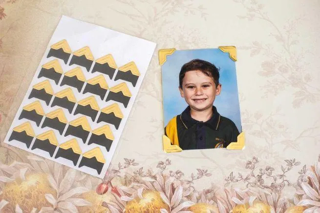 best glues | photo corners