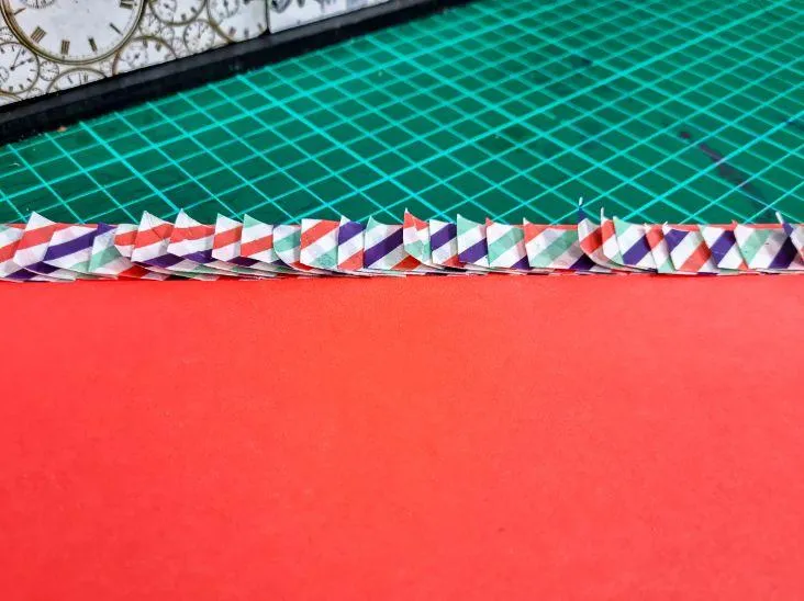 ruffled scrapbook borders